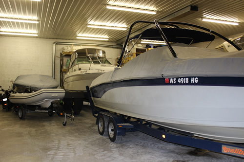 Nothern Door Storage - Boats and Vehicles in Group Temperature Controlled Storage Unit in Door County